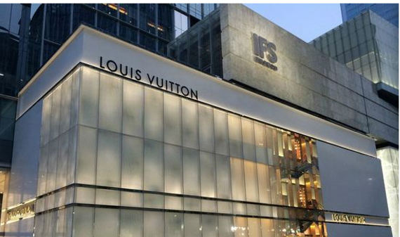 Où Louis Vuitton vend le plus?